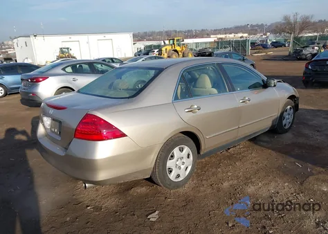 2007 Honda Accord 2.4 Lx z USA, uszkodzony, nr VIN JHMCM56417C019303